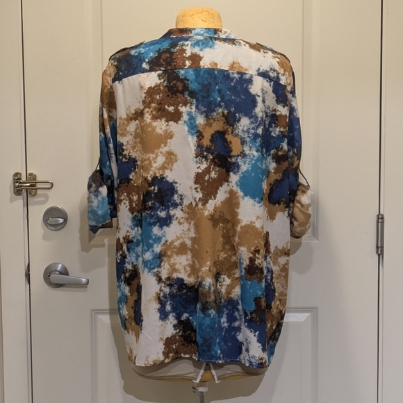 EUC Calvin Klein 3X Turquoise Brown and White Patterned Roll-Up Sleeve Blouse - Picture 8 of 11